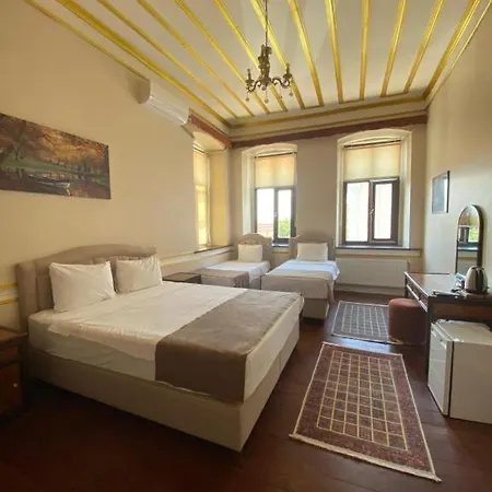 Oasis Hotel